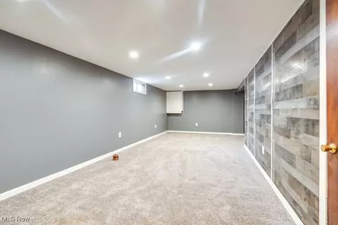 2023 State St NE, Canton, OH 44721 photo 9