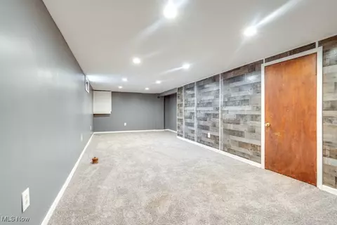 2023 State St NE, Canton, OH 44721 photo 10