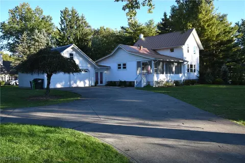 355 Jaycox Rd, Avon Lake, OH 44012