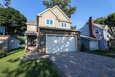 1022 Beachview Rd, Willoughby, OH 44094