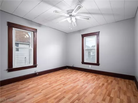 1137 West Ave, Elyria, OH 44035 photo 22