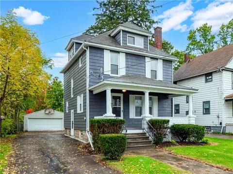 1137 West Ave, Elyria, OH 44035