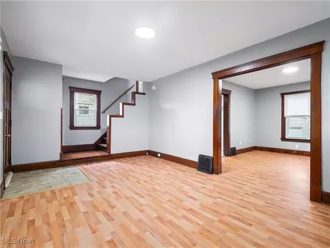 1137 West Ave, Elyria, OH 44035 photo 7