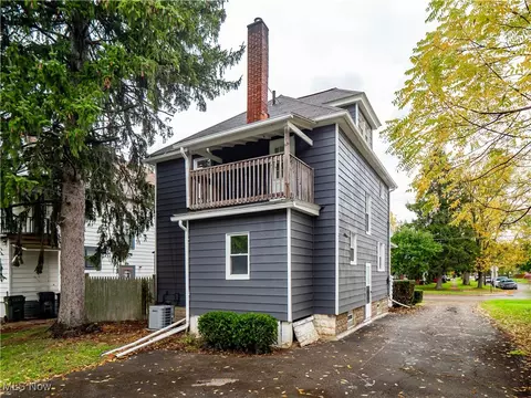 1137 West Ave, Elyria, OH 44035 photo 4