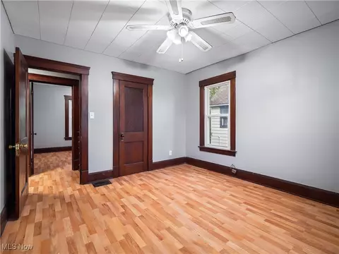 1137 West Ave, Elyria, OH 44035 photo 23