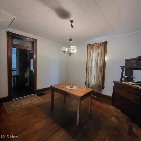 Dining - 320 W Main St, Barnesville, OH 43713 photo 1 of 1