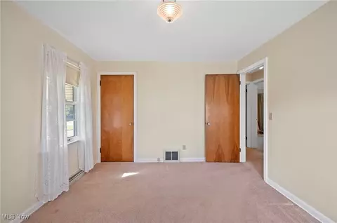 148 Hilltop Dr NW, Canton, OH 44708 photo 12