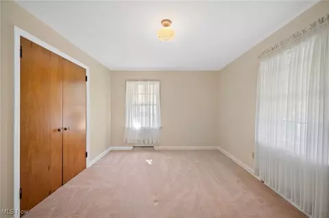 148 Hilltop Dr NW, Canton, OH 44708 photo 11