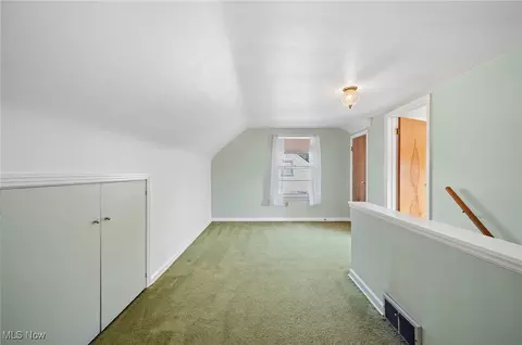 148 Hilltop Dr NW, Canton, OH 44708 photo 17