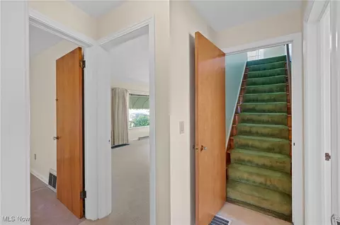 148 Hilltop Dr NW, Canton, OH 44708 photo 16
