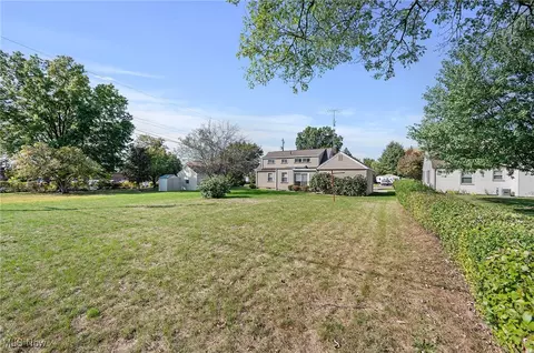 148 Hilltop Dr NW, Canton, OH 44708 photo 25