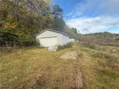 70798 Big Indian Rd, Cambridge, OH 43749