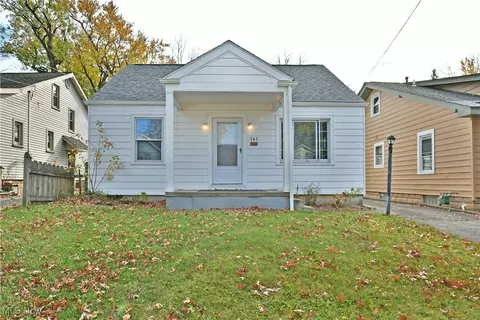 141 Beechwood, Youngstown, OH 44512 photo 1