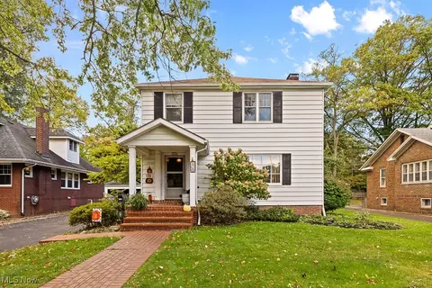 2805 Ridgewood Ave, Alliance, OH 44601