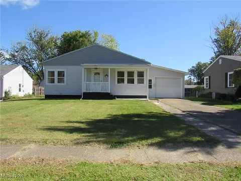 718 Norman Ave, Ashtabula, OH 44004