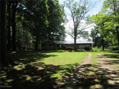 4120 Radwancky Rd, Ashtabula, OH 44004 photo 2