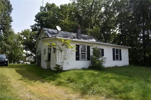 512 W Federal St, Niles, OH 44446