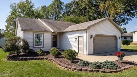 1155 Cedar Ridge Dr, Salem, OH 44460
