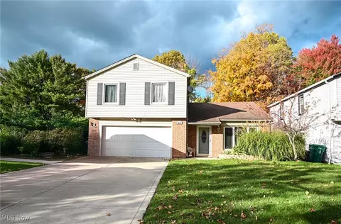 4895 Donald Ave, Richmond Heights, OH 44143