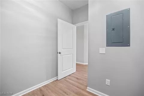 Entry Way - 128 W Spring Dr, Elyria, OH 44035 photo 4 of 4
