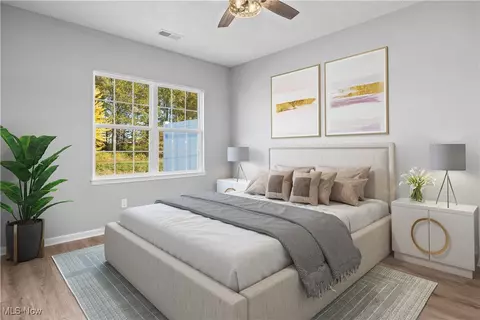 Bedroom - 128 W Spring Dr, Elyria, OH 44035 photo 1 of 4