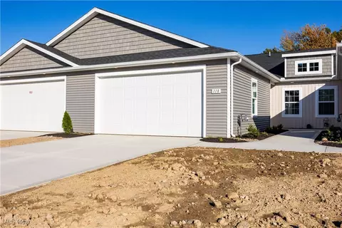 Exterior - 128 W Spring Dr, Elyria, OH 44035 photo 5 of 5