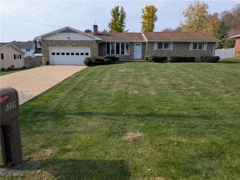 1350 Parkview Dr, Wellsville, OH 43968