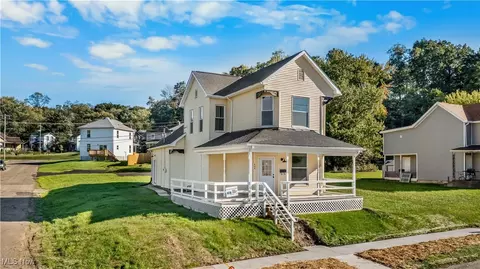 404 Abington Ave, Zanesville, OH 43701
