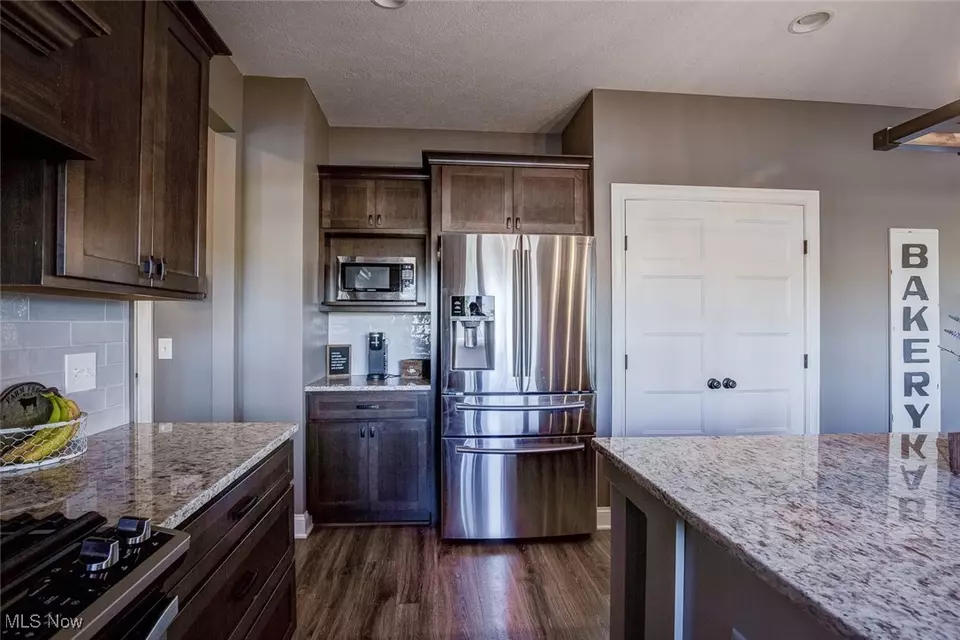  2773 Legacy St NW, Uniontown, OH 44685 photo 10