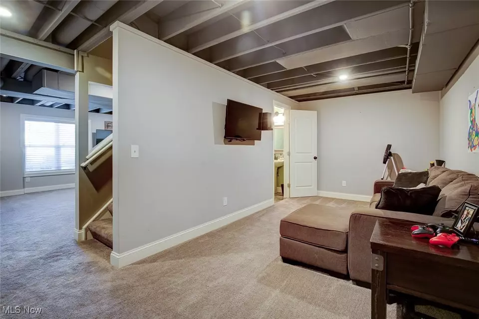  2773 Legacy St NW, Uniontown, OH 44685 photo 29