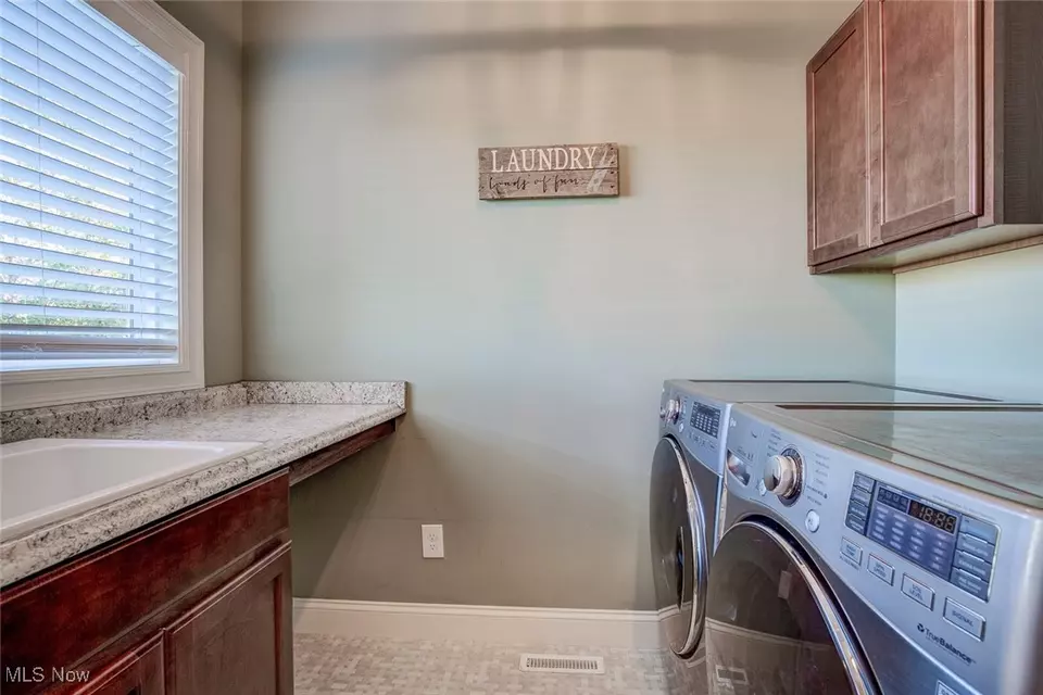  2773 Legacy St NW, Uniontown, OH 44685 photo 16
