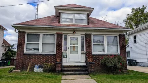 225 W Market St, Alliance, OH 44601