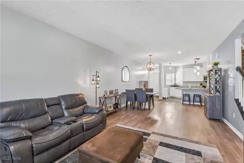 805 Robinson Dr, Lagrange, OH 44050 photo 10