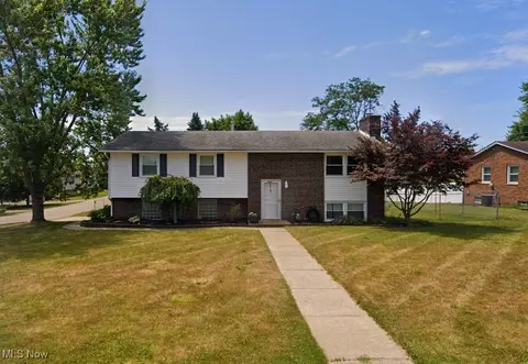 1428 34th St NE, Canton, OH 44714