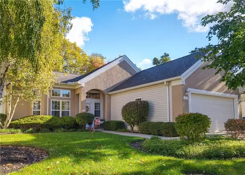 2516 Walton Blvd, Twinsburg, OH 44087