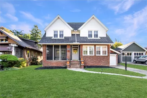 2157 Overbrook Ave, Lakewood, OH 44107