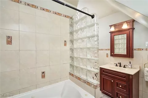 23 Borton Ave, Akron, OH 44302 photo 18