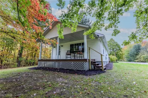 11179 Clay St, Huntsburg, OH 44046