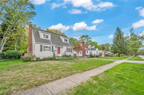 232 Fair St, Berea, OH 44017 photo 3