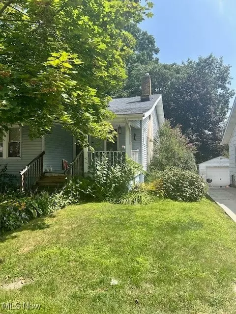 163 Highpoint Ave, Akron, OH 44312