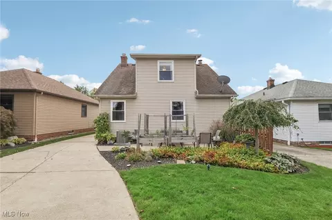 800 Orchardview Ave, Seven Hills, OH 44131 photo 47