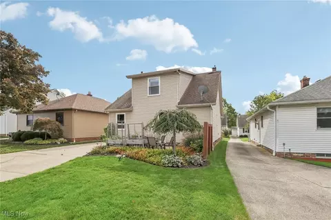 800 Orchardview Ave, Seven Hills, OH 44131 photo 46