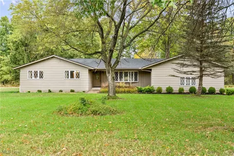 38768 Crook St, Grafton, OH 44044