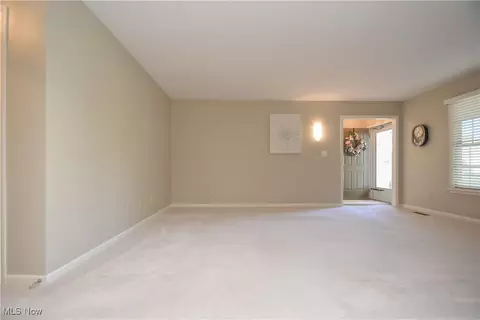 8230 Maramont Dr #A, Boardman, OH 44512 photo 9