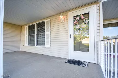 8230 Maramont Dr #A, Boardman, OH 44512 photo 5