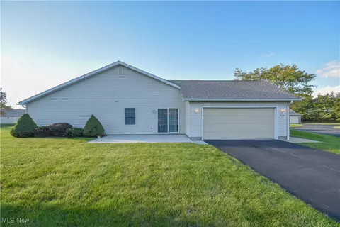 8230 Maramont Dr #A, Boardman, OH 44512 photo 3