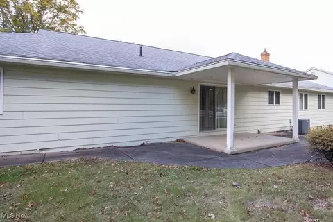 1435 Windel Way, Boardman, OH 44512 photo 4