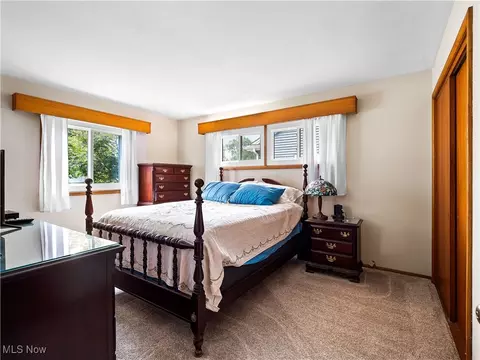 236 Wayne Dr, Berea, OH 44017 photo 18