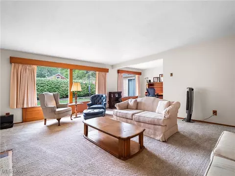 236 Wayne Dr, Berea, OH 44017 photo 7