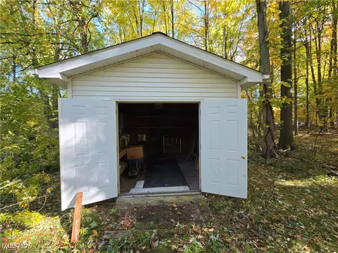 2424 Harbor Ave, Ashtabula, OH 44004 photo 6